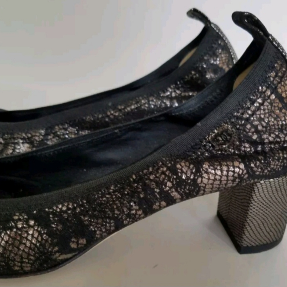 Vintage Y2K Authentic Chanel Women's Black and Silver Shoes Size 6.5 - Picture 3 of 8